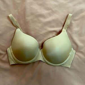 Nude La Vie en Rose Nursing Bra